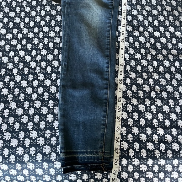 Articles of Society Frayed Jean Skinny Crop Size 28 New Condition NWT - Picture 13 of 13